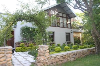Aan De Vliet Guest House