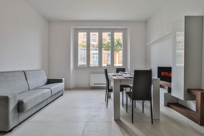 Arcade - 10 minutes walk to Piazza Maggiore