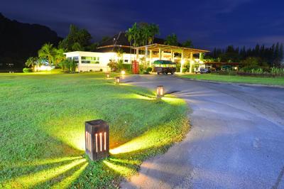 Bor Saen Pool Villa