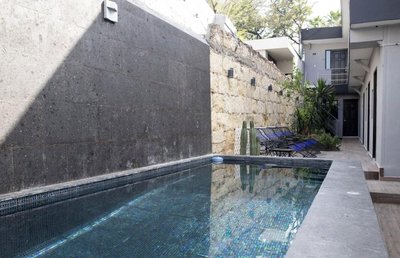 Adhoc Boutique Barrio Antiguo