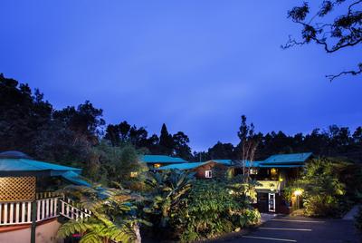 Chalet Kilauea, a hotel in Volcano, Hawaii