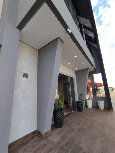 CITY HOTEL