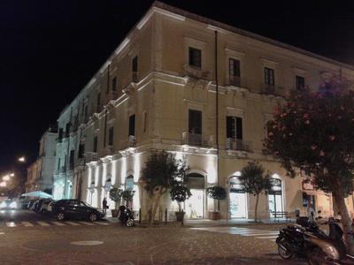 B&B CARAVAGGIO basic rooms near Ortigia