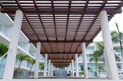 Magia Beachside Condo