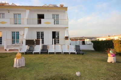 Villa Summertime - Private Jacuzzi and bikes, beach 800m