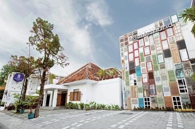 Adhisthana Hotel Yogyakarta