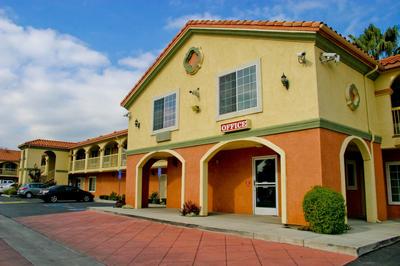 Crystal Inn Suites & Spas main