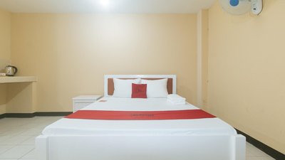 RedDoorz at MUBG Apartelle near Baclaran Church