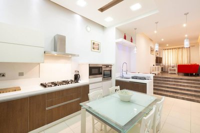 Central family maisonette 3BED by Homely!