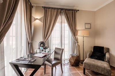 Artesana - Privately Owned Rosewood Residence