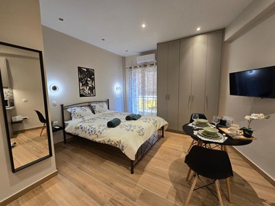 Dream Home Apartment by Metro