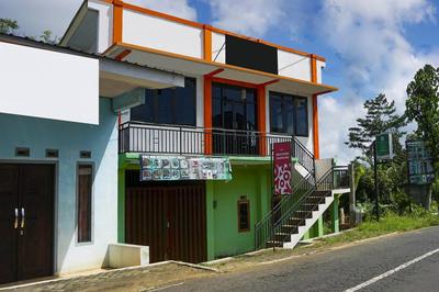 OYO Homes 91132 Desa Wisata KalipucangNearGreen Zone Indonesia