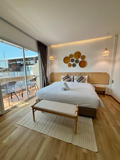 Charm Hostel at Pratumnak