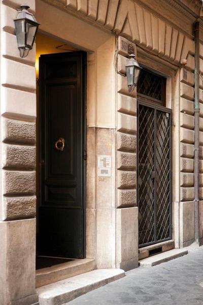 NTB Roma B&B