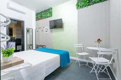 Le Regine - Home suites - Adult Only