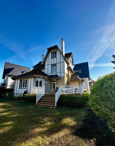 Villa Georgia - Elégante villa anglo-normande avec jardin - Plage à 100 m