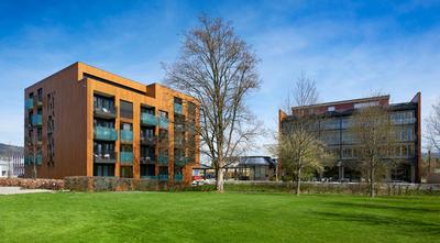 Newstar Hotel (Free Parking)