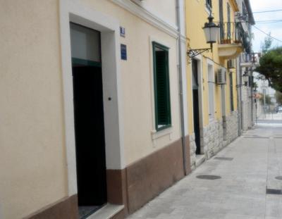 Kuzma Rooms and Apartments