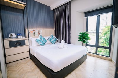 Swing & Pillows - TAR UMT Setapak