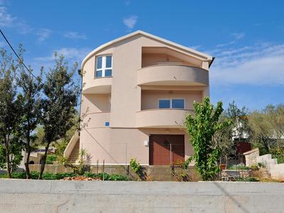 Apartments Vidov by the beach