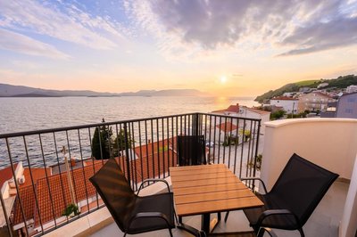 Apartments Sunset Komarna