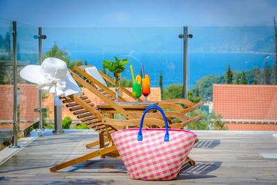 Tandem Apartments with Swimming pool