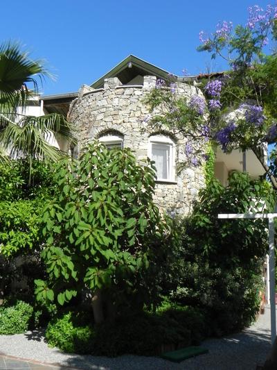 Sun Blue Apart Hotel