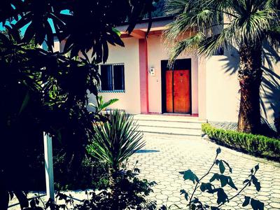VILA LILI Guest House - Berat