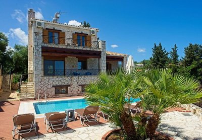 Villa Petalouda - Traditional Villa with Private Pool