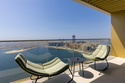 Maison Privee - Coastal Living with Uninterrupted Sea & Palm Views