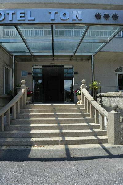 Hotel Ton