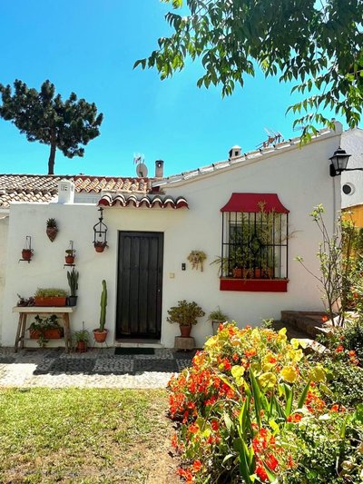 La Casita Andaluz Marbella 10min Beach Walk