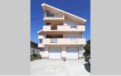 Apartman Nika sa Jacuzzijem