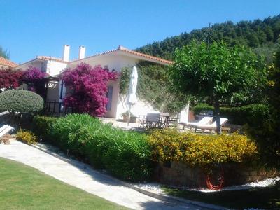 Elies Houses