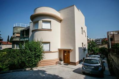 Villa Lole