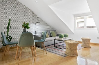 AH - Ático con estilo y luz en el corazón de Madrid