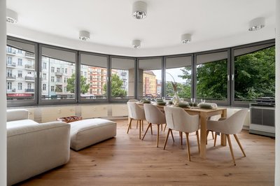 Bright & Spacious Berlin Home