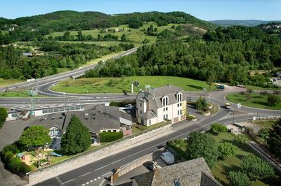 Hôtel-Restaurant Le Calice Du Gevaudan - A75