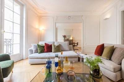 Four Saint Germain - Elegant & Spacious 3 BDR Apartment in the Heart of Saint Germain