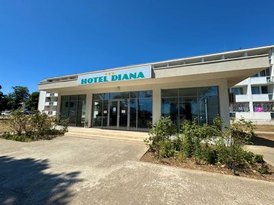 Hotel Diana