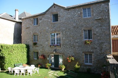 Lou Jassou Guest Rooms