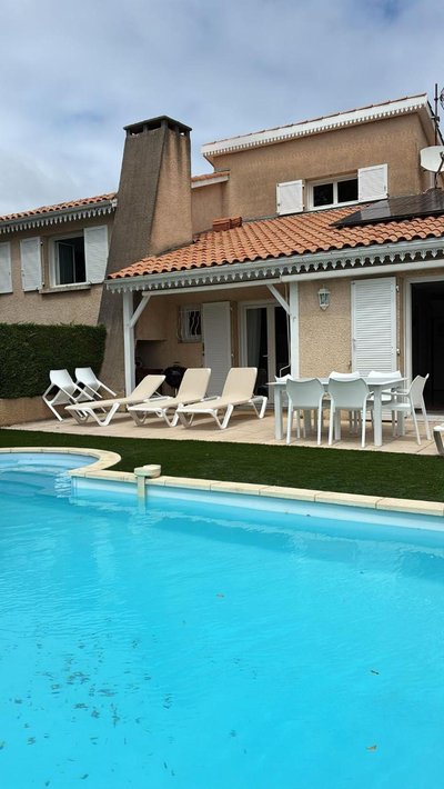 Villa La Hume proche port plage commodités Bassin d'Arcachon avec piscine chauffée
