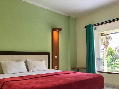 Pondok Mesari Padma Legian RedPartner