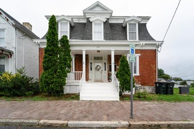 Family 4BR Retreat Near Liberty U
