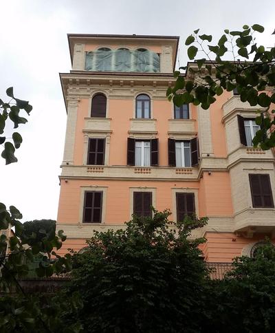 Amalia Vatican House