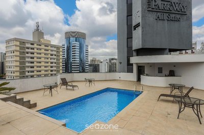 Apt with balcony, near Shopping Morumbi PPE0302