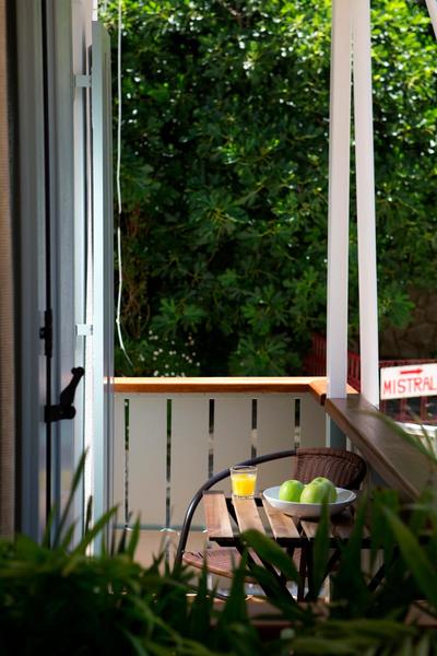 Central Studios in Agios Nikitas pedestrian zone