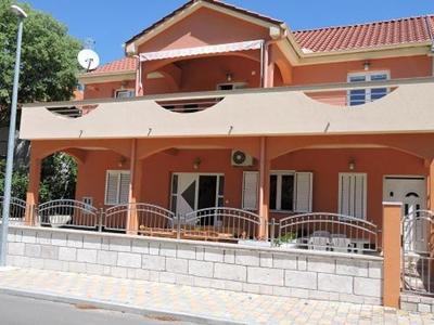 Apartments Perla