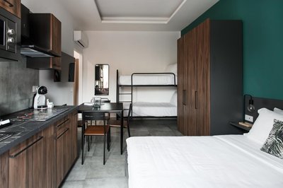 Materdei Rooms - Napoli Centro, Camere con cucina vicino Metro e colazione inclusa