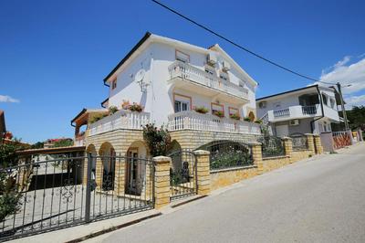 Apartments Marija Dedić